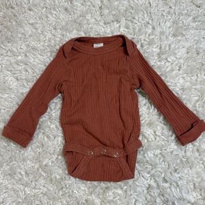 Kate Quinn Long Sleeve Ribbed Bodysuit | 3-6 months